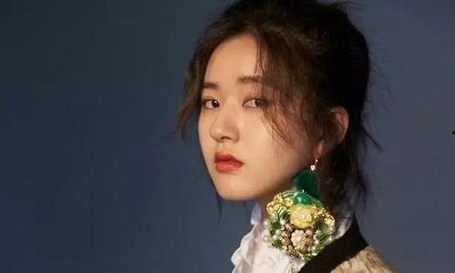 51今日吃瓜明星黑料.赵露思否认整容,真实颜值引网友热议